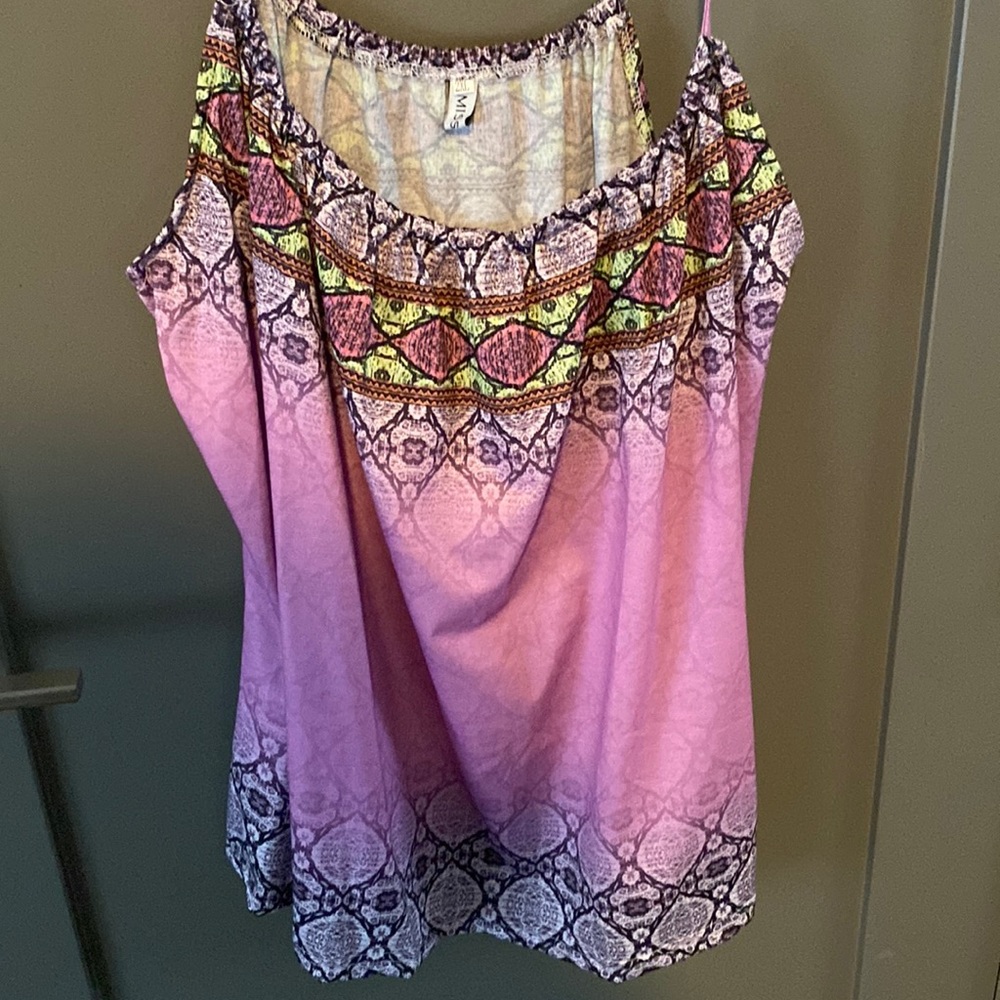 Fun summer top!